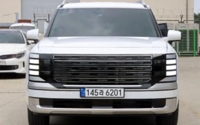 펠리세이드 중고차 디 올 뉴 팰리세이드 2.5T 4WD 9인승 매물 사진 16 - 2025/03 12,890km